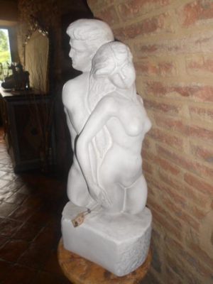 Scultura in Gesso di Uomo e Donne