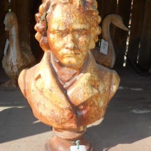 Busto in Ghisa