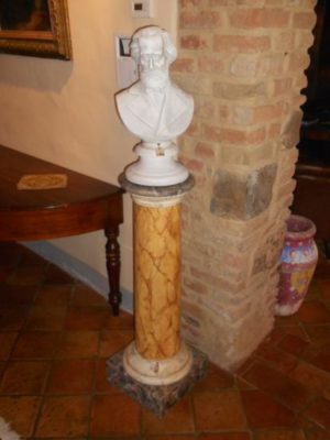 Colonna Gialla in Legno Laccato