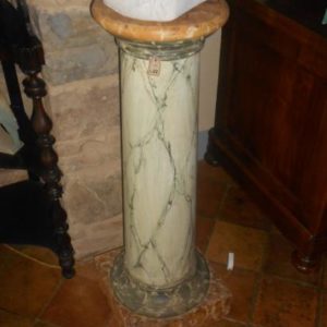 Colonna in Legno Laccata Verde