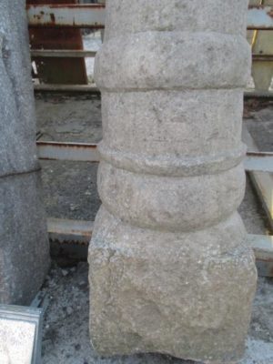 Coppia Colonne in Pietra