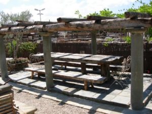 Gazebo Antico in Pietra Serena Completo