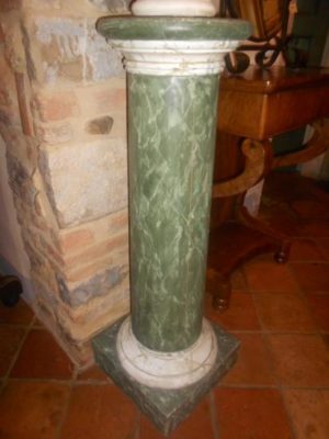 Colonna in Legno Laccata Verde