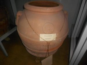 Orcio in Terracotta Antico, Periodo Metà  800