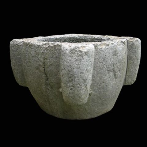 Antico Mortaio Toscano in Pietra