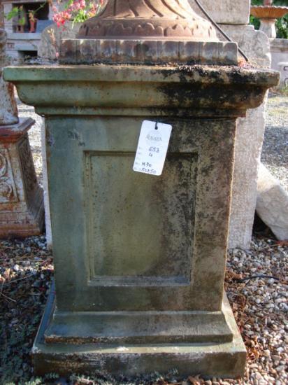 Coppia di Basi in Ghisa