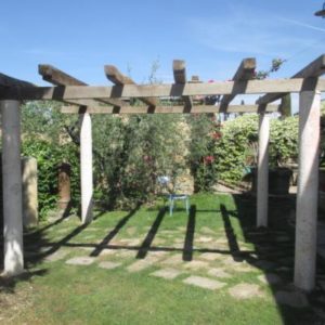 Gazebo in  pietra  completo