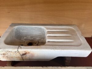 Acquaio in Marmo con Scolapiatti di Recupero