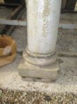 Coppia di Colonne in Pietra con Base e Capitello