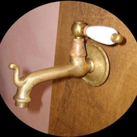 Rubinetto con Ganco Reggisecchio ( Serie Rugiada )