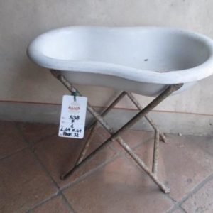 Bidet da bambino in metallo smaltato