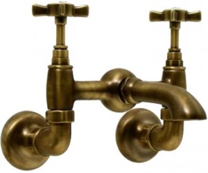 Gruppo per lavabo a ponte da parete