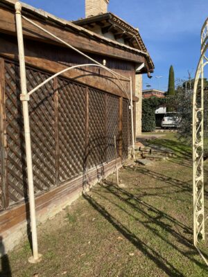 Pergola addossata a muro Sophia Loren