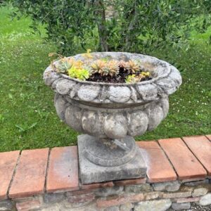 Vaso Mediceo in Pietra Composta Recuperato