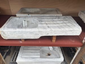 Acquaio in Marmo con Scolapiatti