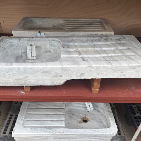 Acquaio in Marmo con Scolapiatti