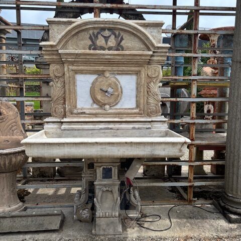 Fontana a Muro in Marmo