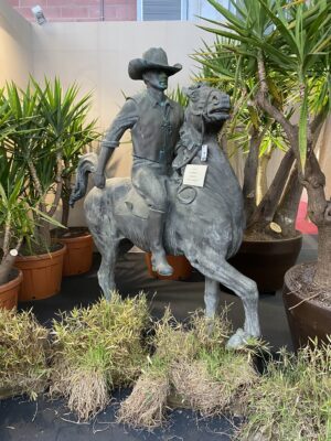 Scultura in Bronzo di Cowboy a Cavallo