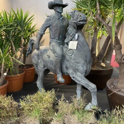 Scultura in Bronzo di Cowboy a Cavallo