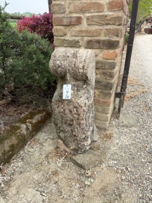 Paracarro in Travertino