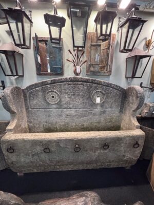 Fontana in Pietra Leccese - Abbeveratoio