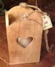 Lanterna in legno con cuore piccole