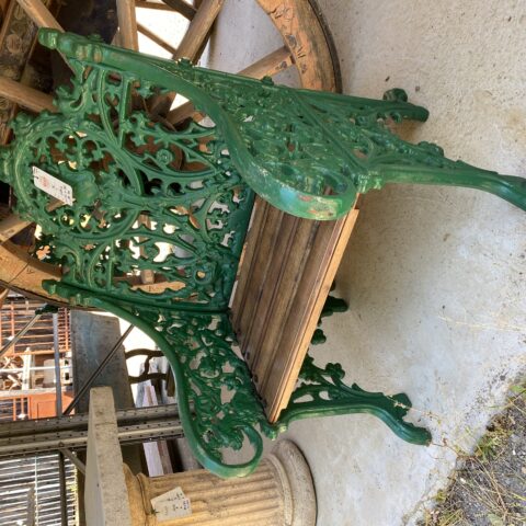 Coppia di poltroncine Reali in ghisa e ferro