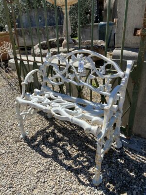 Panchine le Grotte di Maurizio