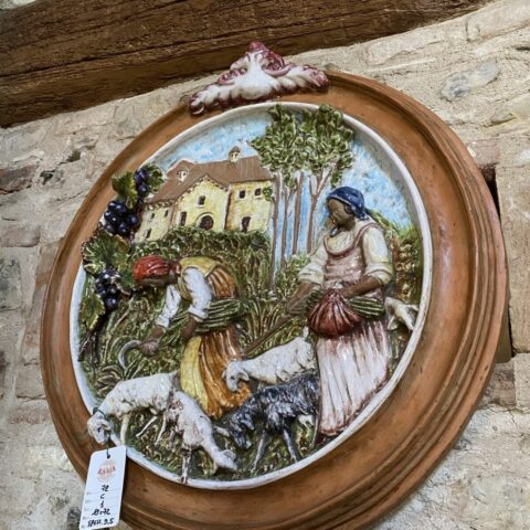 Medaglione in cotto artistico caprette