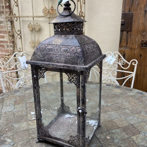 Lanterne Amsterdam Medie