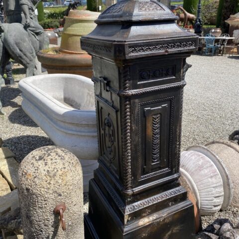 Cassetta in Ghisa per Posta Bilbao