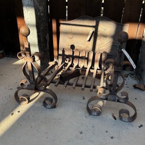 Alari in Ferro con Porta legna