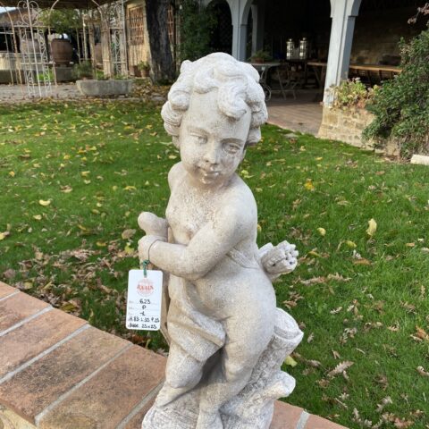 Putto con Arco in Pietra Cupido