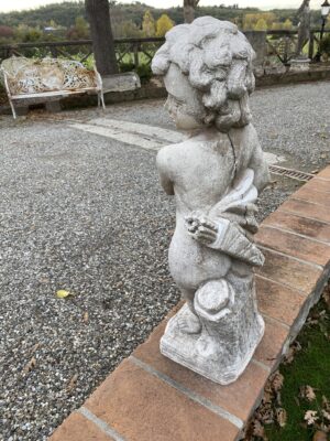 Putto con Arco in Pietra Cupido