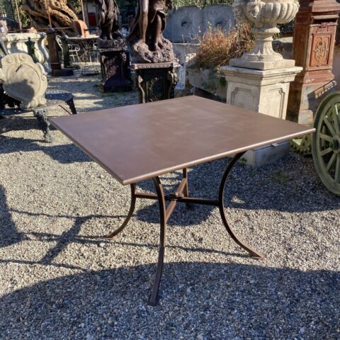 Tavolo in Ferro Hard Rock