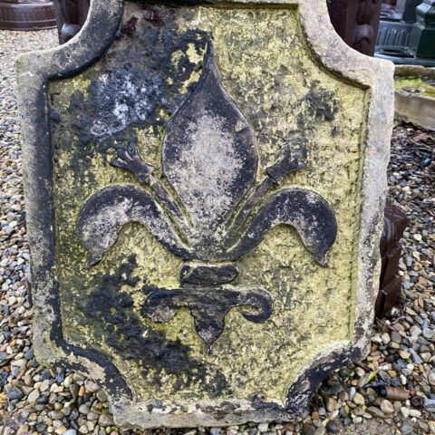 Stemma in Pietra Giglio