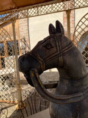 Cavallo a Dondolo in Legno