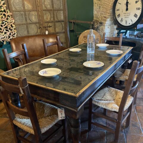 Tavolo con Porta e Cristallo Antico