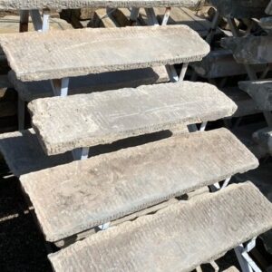 Scalino in Pietra Serena senza Alzata