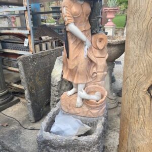 Fontana con Vasca in Pietra e Donna in Marmo