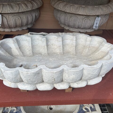 Vasca a Conchiglia in Travertino