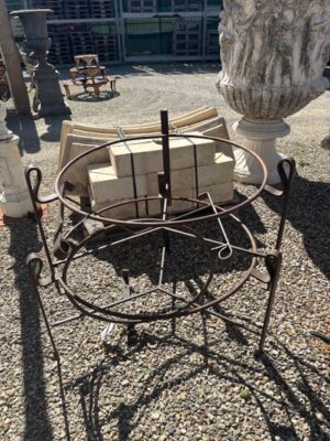 Base in Ferro Battuto