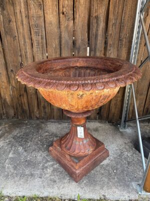 Vaso in Ghisa Centro Fontana