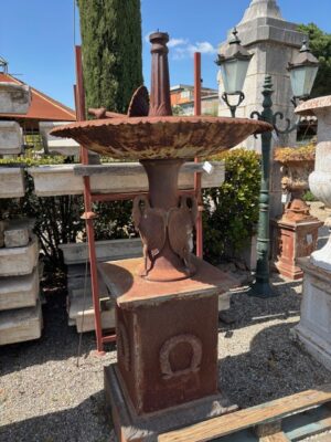 Fontana in Ghisa Grande