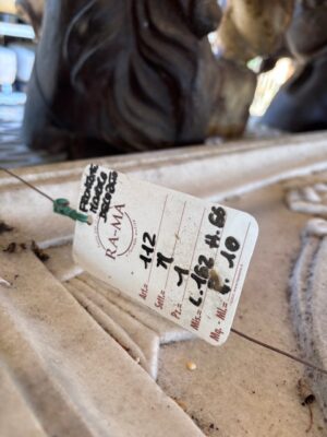 Frontone in Marmo Decorato