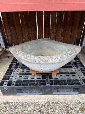 Vasca in Pietra Serena Angolare