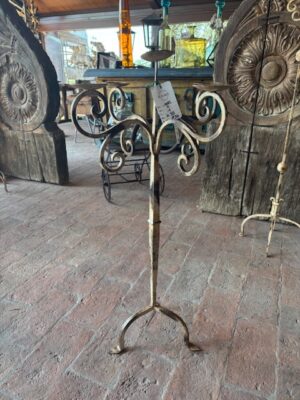 Candelabro Castello di Bossi