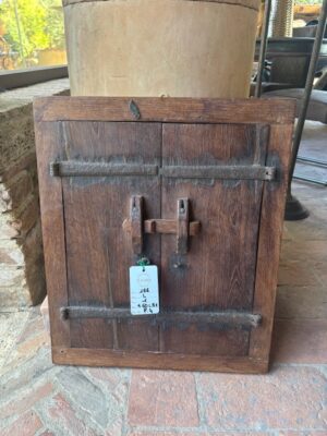 Finestrella in Legno con Specchio