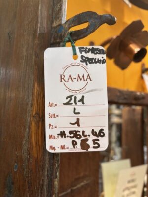 Finestrella in Legno con Specchio