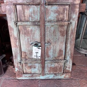 Finestrella in Legno con Specchio